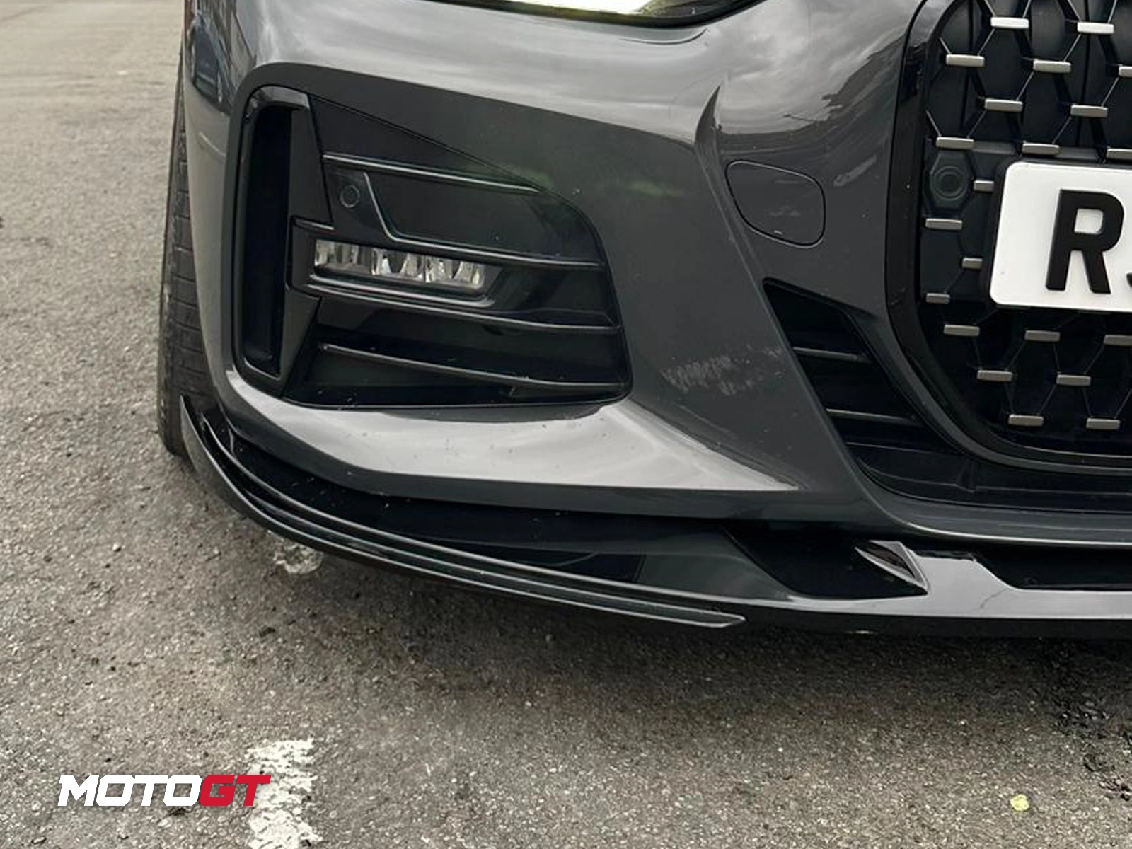 مصد أمامي من نوع BMW M TECH M PERFORMANCE — 3